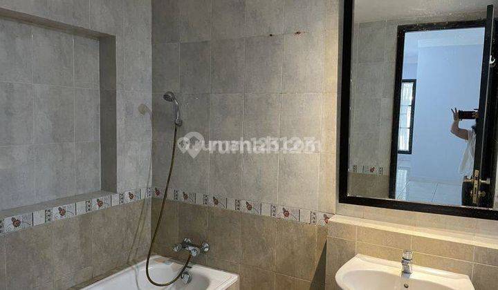 Rumah Semi Furnish Bagus Siap Huni Ada Garasi Dan Carport di Menteng Bintaro Jaya 5
