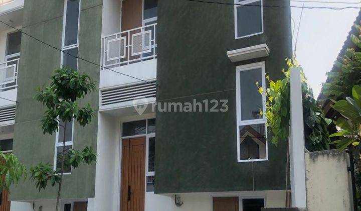  Rumah Baru Minimalis Modern di Sek 5 Bintaro Jaya, Bintaro 1