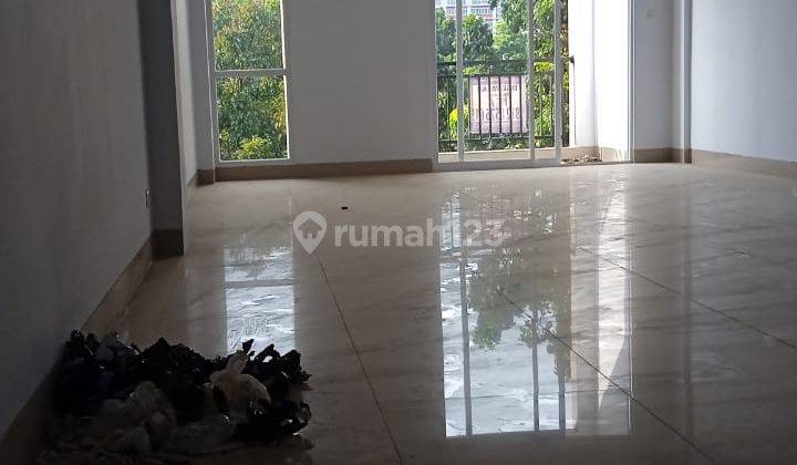 Ruko Sek 5 Disewakan 3 Lantai Hadap Jalan Utama / Raya Bintaro Jaya 2