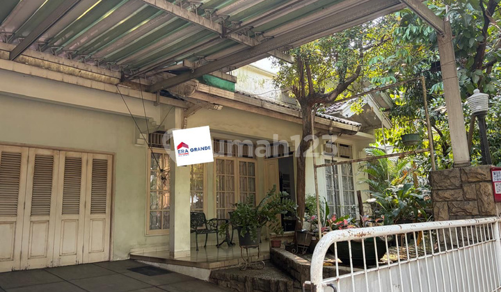 Rumah Dijualcepat.shm Luas 250M2.bintaro Jaya Rumah Dijualcepat.shm Luas 250M2.bintaro Jaya