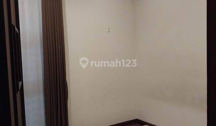  Rumah Kontrakan Semi Furnished SHM - Sertifikat Hak Milik Bagus di Distric Emerlad Bintaro Jaya, Bintaro 2