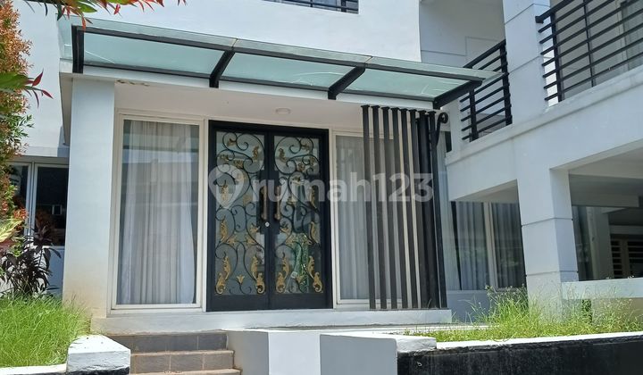 Rumah Sewa Bagus Dgn Swimming Pool Di Kebayoran Bintaro Jaya 2