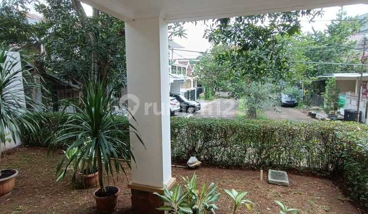 House Near Campus Neat Suitable For Green Living .Comfortable Bintaro Jaya 2