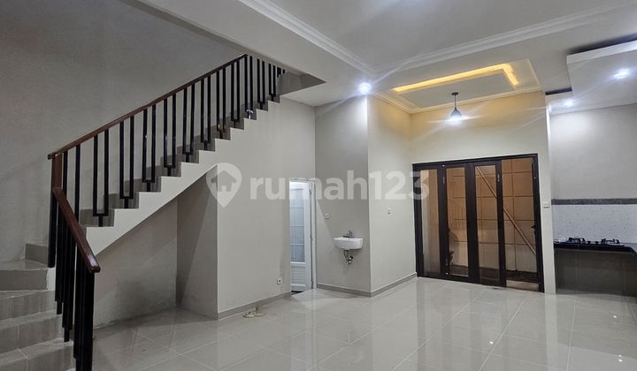 Rumah Baru Bagus 3+1 Kamar Tidur Di Bintaro@jaya 2