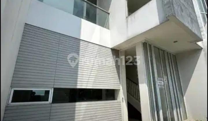 Dijual Rumah Bagus  di Discovery Sektor 9 Bintaro Jaya