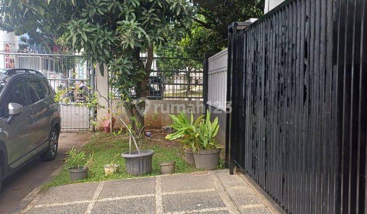 Dijual Rumah Modern Minimalis di Tengah Kota Serpong 2