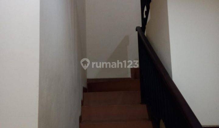 Disewakan Rumah Teratai Rengas Bintaro 2 Lt 2