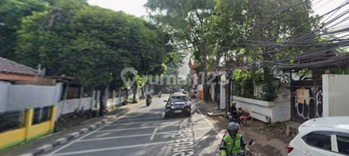 2 plots of land with a total area of 982 m² including buildings in South Jakarta Administrative City 2 plots of land with a total area of 982 m² including buildings in South Jakarta Administrative City