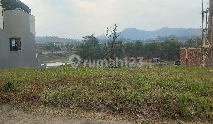 Kavling di Kota Baru Parahyangan, Strategis Tatar Kumalasinta