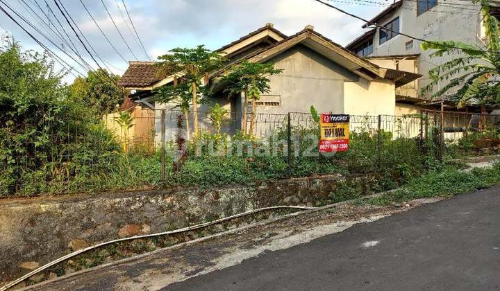 House in Padalarang, comfortable entrance to the complex area, there is a mosque. 2