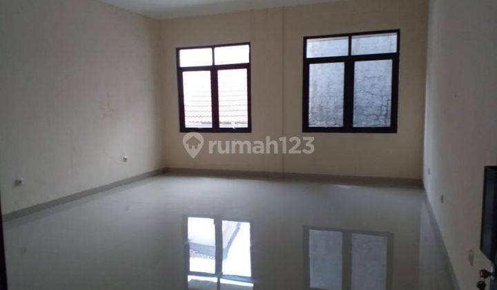 Dijual Ruko di Taman Kopo Indah 2, Bandung, 2 Lantai 1