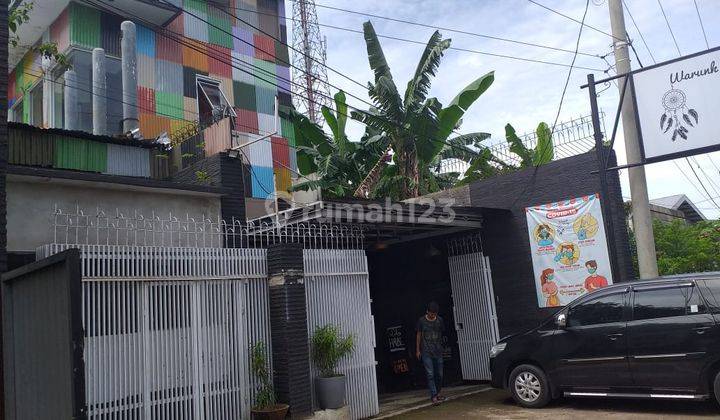 Ruko di Bandung Barat, Ada Kolam Renang View Bukit 3