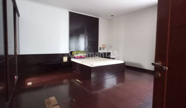 Rumah di Kota Baru Parahyangan Bandung, Mewah Full Furnished 2