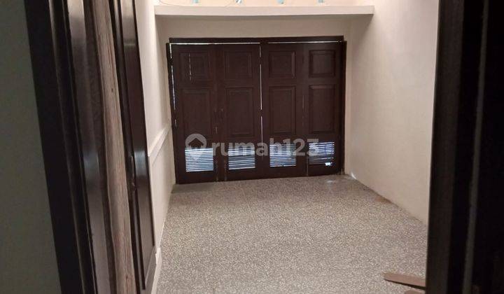 Rumah di Kota Baru Parahyangan, Nyaman Sudah Furnished Siap Huni 2