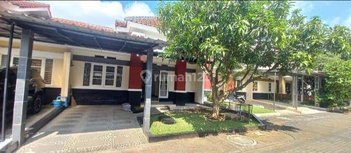 Rumah di Kota Baru Parahyangan, Nyaman Strategis Semi Furnished