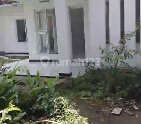 House in Kampung Lapang Cikalong Wetan, Nice Comfortable Ready to Occupy 2