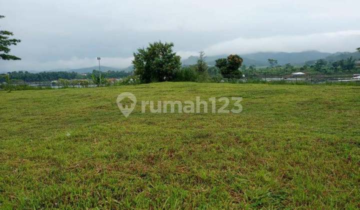 Tanah di Kota Baru Parahyangan, View Danau Tatar Teja Kancana