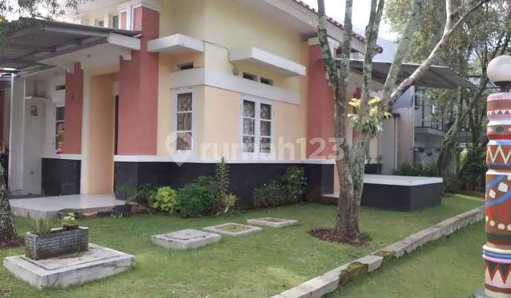 Rumah di Kota Baru Parahyangan, SHM Dekat Ikea Tatar Jingganagara