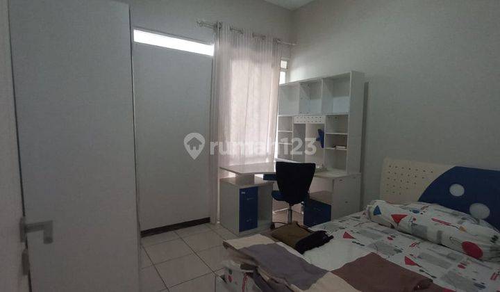 Rumah di Kota Baru Parahyangan, Furnished Strategis Siap Huni  1