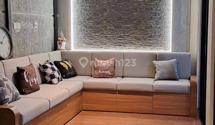 Rumah di Kota Baru Parahyangan, Full Furnished Dan Full Interior 1