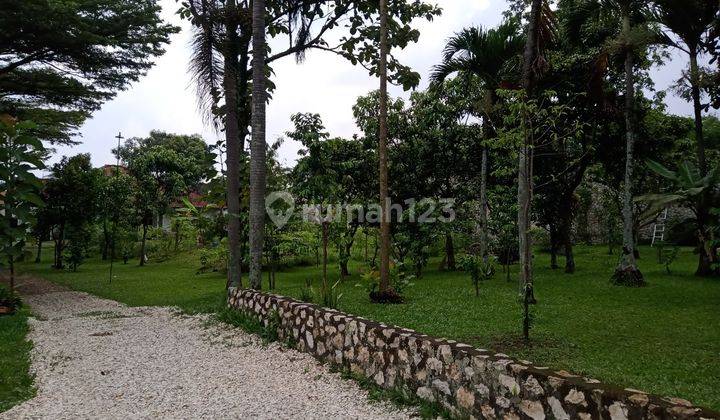 Tanah di Jln. Pesantren, Beserta Bangunan Mewah Strategis  1