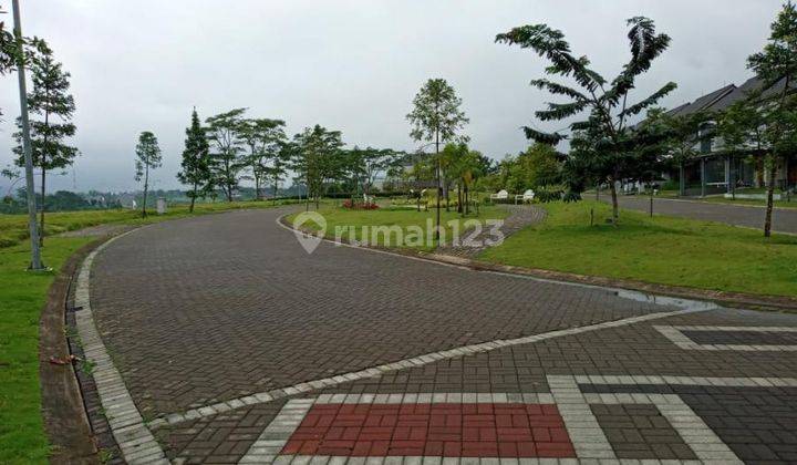 Tanah di Kota Baru Parahyangan, Kavling Luas View Danau 2