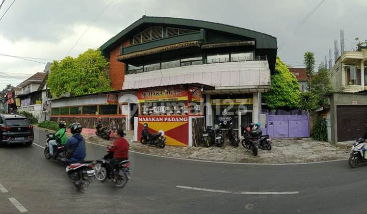 Rumah di Jln. Pesantren Cimahi, Strategis bisa Jadi Tempat Usaha