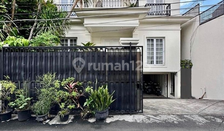 Rumah Modern, Akses Searah Dekat Panglima Polim Jl Grinting