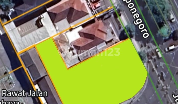 Rumah hook, hitung tanah 1.083 m², simpang jl. Diponegoro 