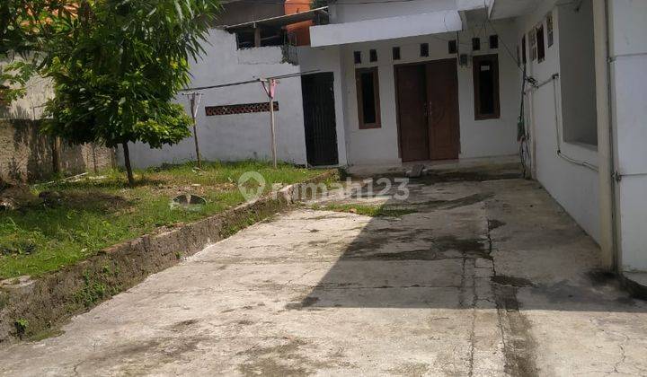 Rumah + Kost 10 Kamar, di Komplek Karang Indah Karawang 2