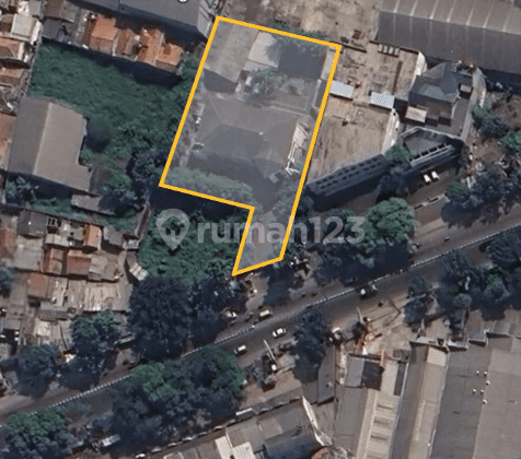 Gedung Lt 2600 m² di Jl Terusan Pasirkoja 2