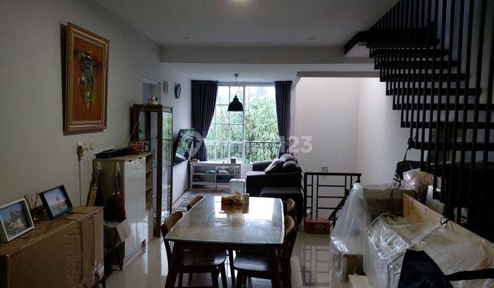 Rumah Konsep Split Level di Jl. Awiligar Ria Il, Cibeunying 2