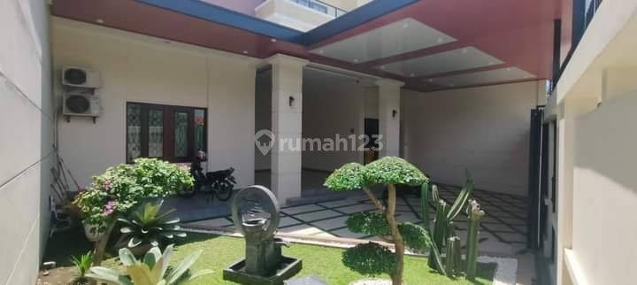 Rumah Besar, Full Furnish di Jl Pembangunan Barat Raya, Kedawung 2