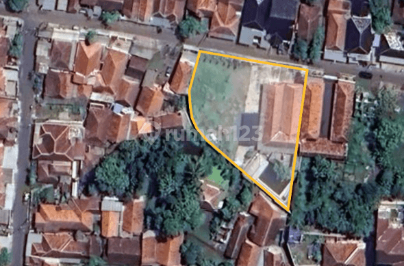 Rumah Dan Tanah Luasnya 1687 m² Jl Satari, Dekat Alun alun Kota 2