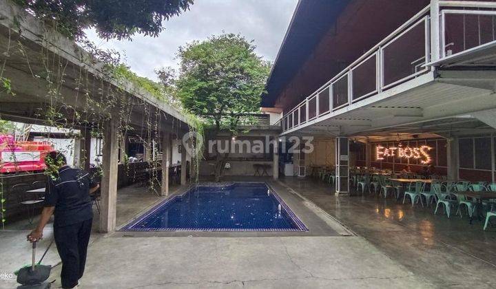 Rumah Usaha Kawasan Komersial di Lokasi Premium Dago Bandung 1