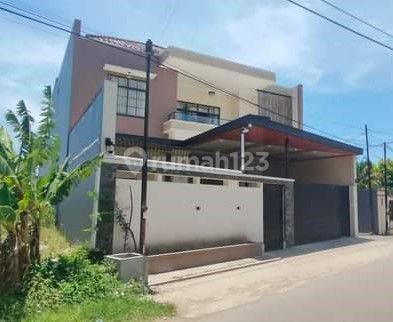 Rumah Besar, Full Furnish di Jl Pembangunan Barat Raya, Kedawung 1