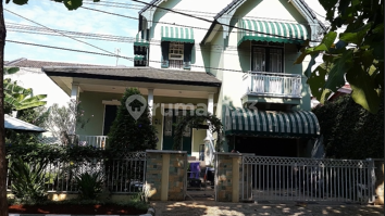 Rumah Cantik Bergaya Desain French Farmhouse, Pondok Kelapa Rumah Cantik Bergaya Desain French Farmhouse, Pondok Kelapa