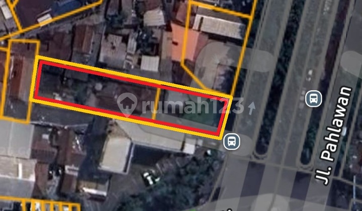 The house has a pavilion, campus area + office, main road Jln Pahlawan # 2