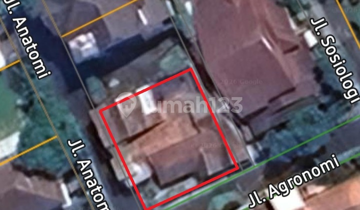 A charming 264 m² corner house in the Unpad Lecturer Complex area, Cigadung. 2