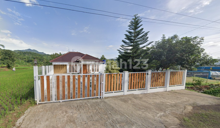 Rumah villa 2400 m² area Warung Seuseupan di Cugenang, Cianjur # 2