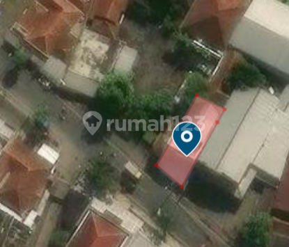 Cilluncat Shop House, south, main road Jl. Raya Kamasan Banjaran 2