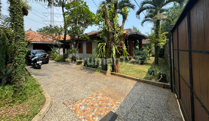 Aesthetic 558 m² Teak Wood Concept House in Cikeas Udik, Gn. Putri