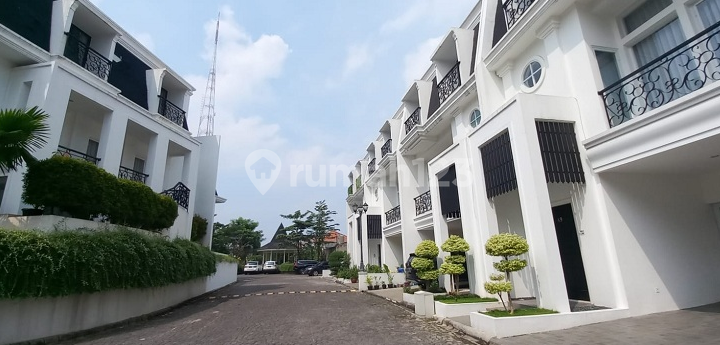 Rumah Modern + Lift , View Timur Cluster Madja Residence, Joglo Rumah Modern + Lift , View Timur Cluster Madja Residence, Joglo