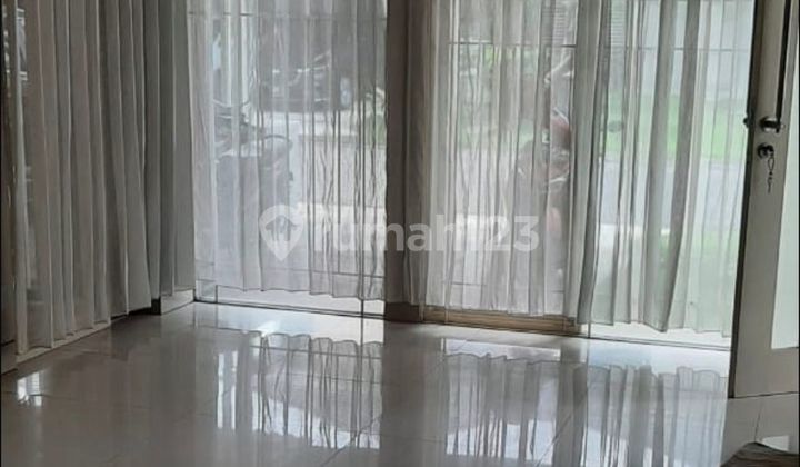 Rumah Di Pakuwon Indah Terawat Siap Huni