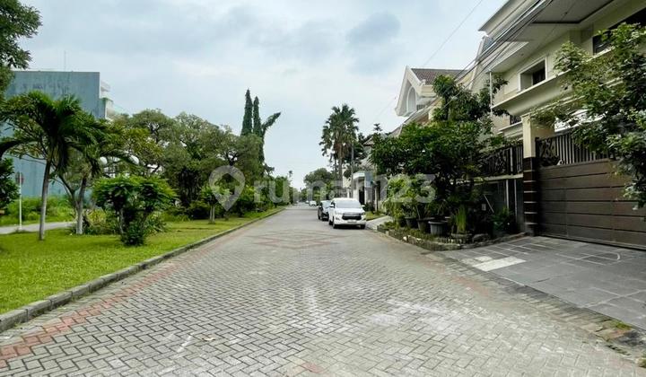 Mewah! Murah! Rumah 2 Lantai Terawat di Araya1 Galaxy Bumi Permai 2