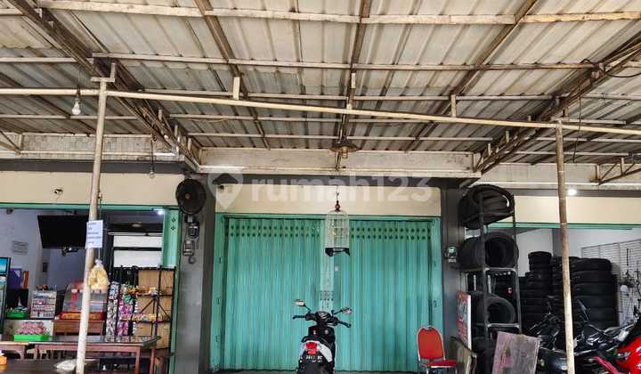 Cheapest in the Area.. Large Shop House on Pandugo Main Road, Strategic Location 2