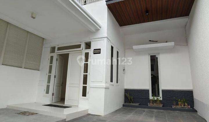 Dijual Rumah 2 Lantai Istimewa Sutorejo Prima Selatan, Surabaya 2