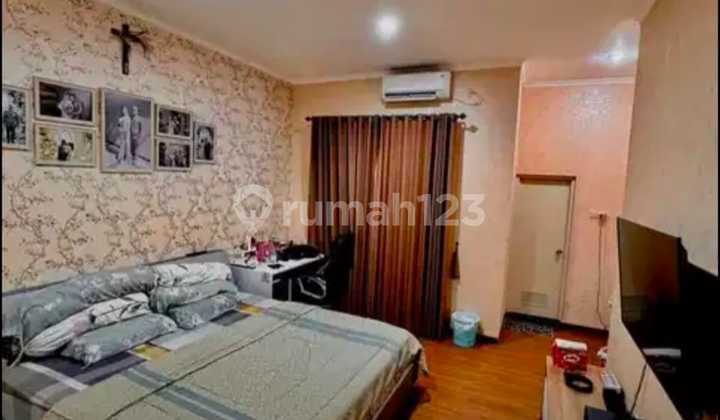 Rumah Terawat 2 lt di Lebak Arum dkt raya Kenjeran, Mulyosari  2