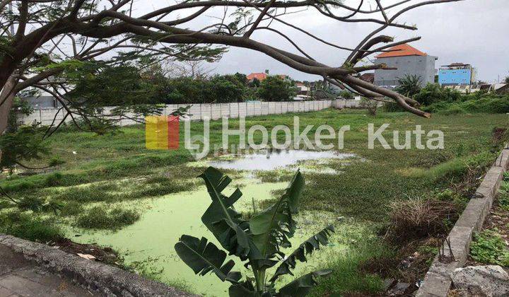 Lokasi Strategis Bentuk Proporsional di jalan utama Mahendradata 1