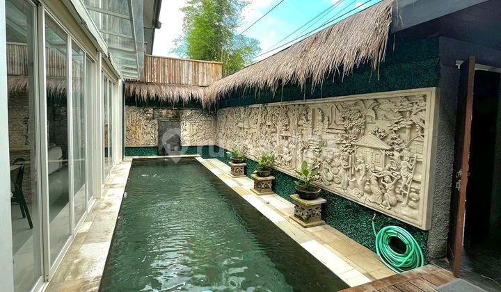 Baru Direnovasi Vila Modern Dekat Umalas Seminyak